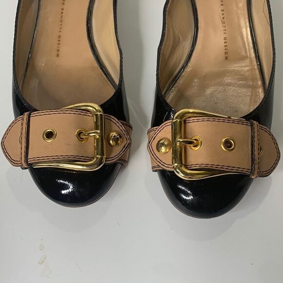 Giuseppe Zanotti Italian black patent leather buckled flats - Picture 6 of 12